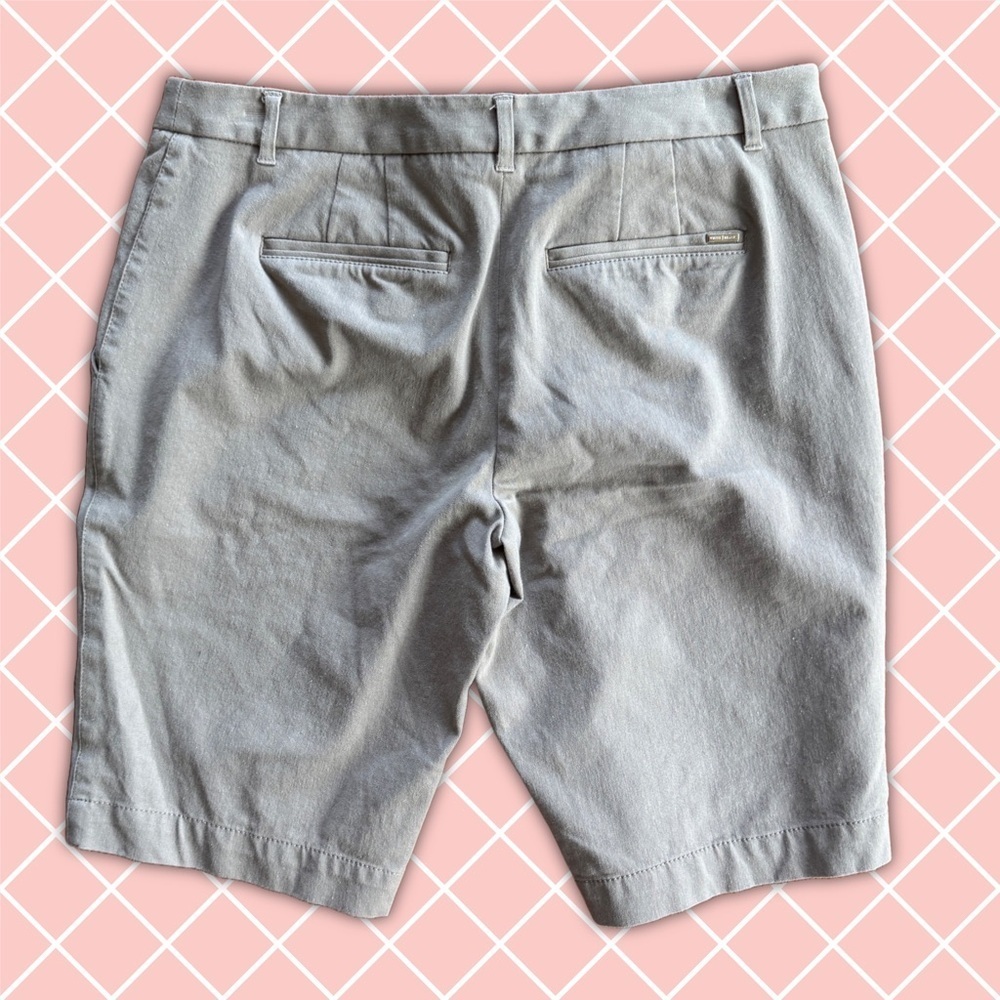 WHBM Bermuda Women's Classic Tan Shorts Shorts size 10 - Picture 2 of 5